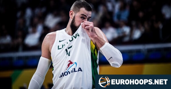 Valančiūnas nusiteikęs ir toliau žaisti už Lietuvą