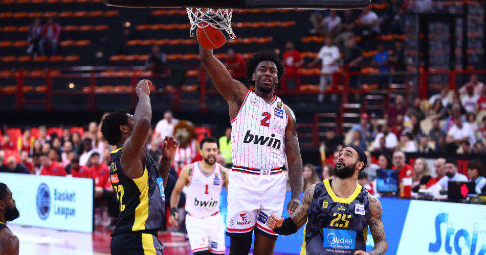 Moses-Wright-olympiacos-aris (1)