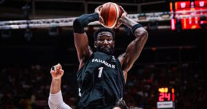 deandre-ayton-dominican-republic