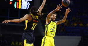 Scottie-Wilbekin-Fenerbahce-AEK