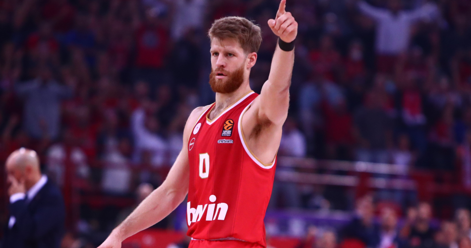 Walkup-Olympiacos-Barcelona