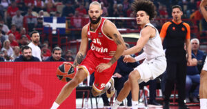 Evan-Fournier-Olympiacos-Paris (1)