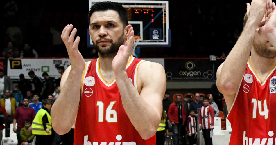 Kostas-Papanikolaou-Olympiacos