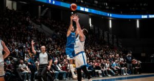Vasilis-Toliopoulos-Czech-Greece-EuroBasket-2025-qualifiers-three-pointer