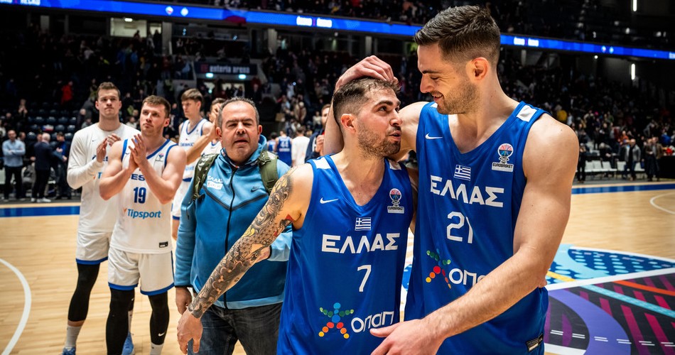 ioannis-papapetrou-vasileios-toliopoulos-czechia-greece-fiba-eurobasket-2025-qualifiers