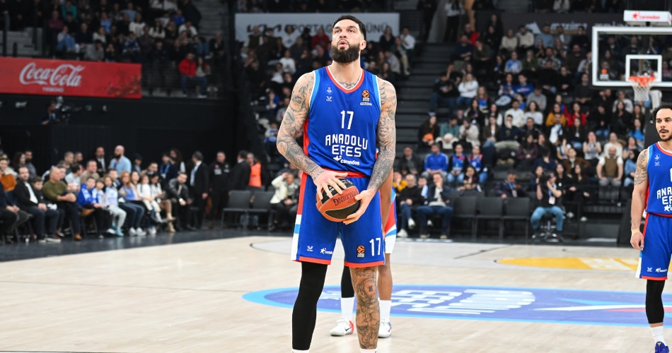 Anadolu Efes vs ALBA Berlín @AnadoluEfesSK