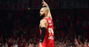 Evan-Fournier-Olympiacos-Real