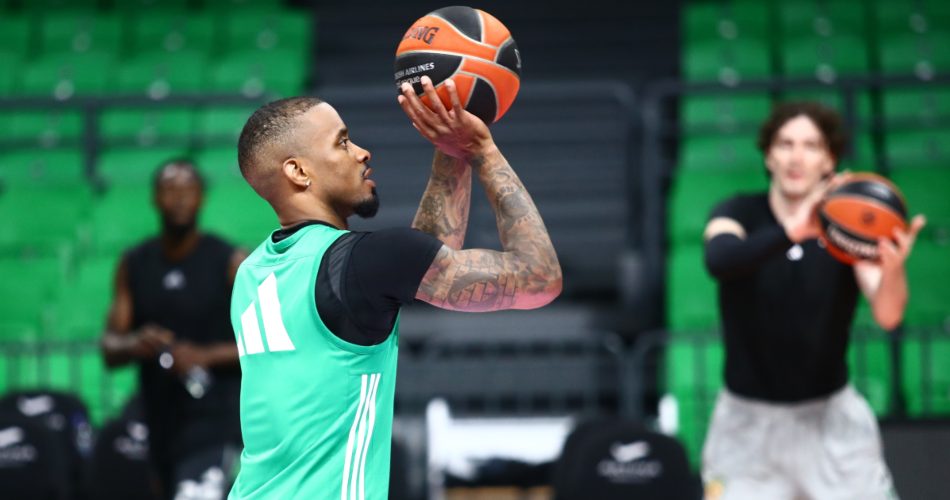 Lorenzo-Brown-Panathinaikos-practice