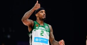 Lorenzo-Brown-Olympiacos-Panathinaikos-Final-Four