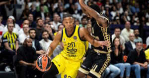 devon-hall-fenerbahce