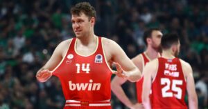 vezenkov-olympiacos-panathinaikos.