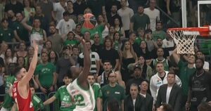 Jerian-Grant-Panathinaikos-Olympiacos-tip-in