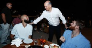 Evan-Fournier-Giorgos-Aggelopoulos-Thomas-Walkup-Olympiacos-GBL-Champions-2025-dinner