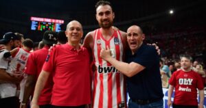 Milutinov-Olympiacos-Aggelopouloi