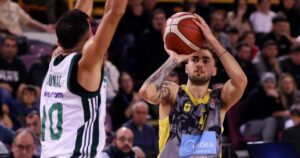 Kostas-Sloukas-Vassilis-Toliopoulos-Panathinaikos-Aris
