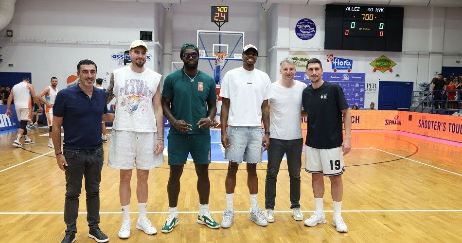 Stoiximan-2on-2-Ambassadors