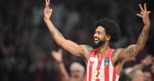 Tyler-Dorsey-Olympiacos-Panathinaikos-Game-4