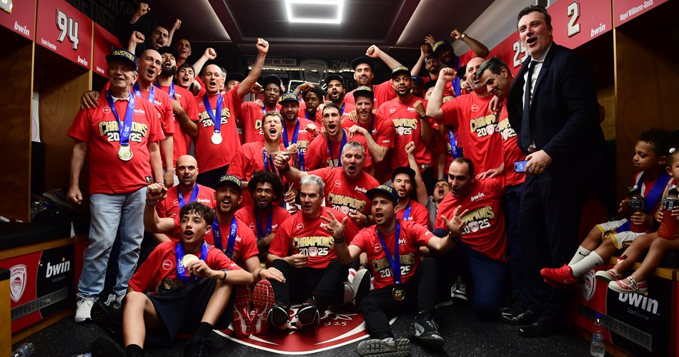 olympiacos-locker-room