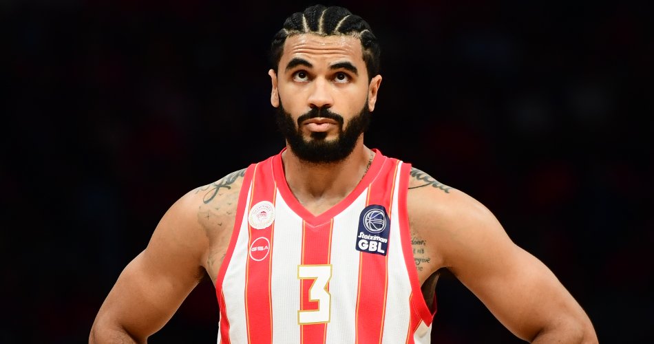 Naz-Mitrou-Long-Olympiacos