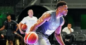 Giannis-Antetokounmpo-Greece-practice