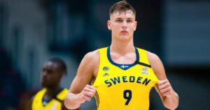 Pelle Larsson (@basketse)