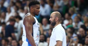 Giannis-Antetokounmpo-Vassilis-Spanoulis-Greece-Latvia