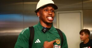 TJ-Shorts-Panathinaikos-arrival(2)