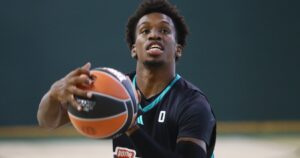 TJ-Shorts-Panathinaikos-practice