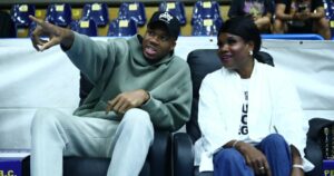 Giannis-Veronica-Antetokounmpo-Peristeri-Aris