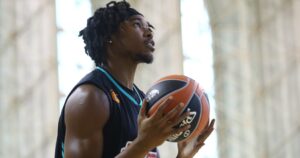 richaun-holmes-panathinaikos