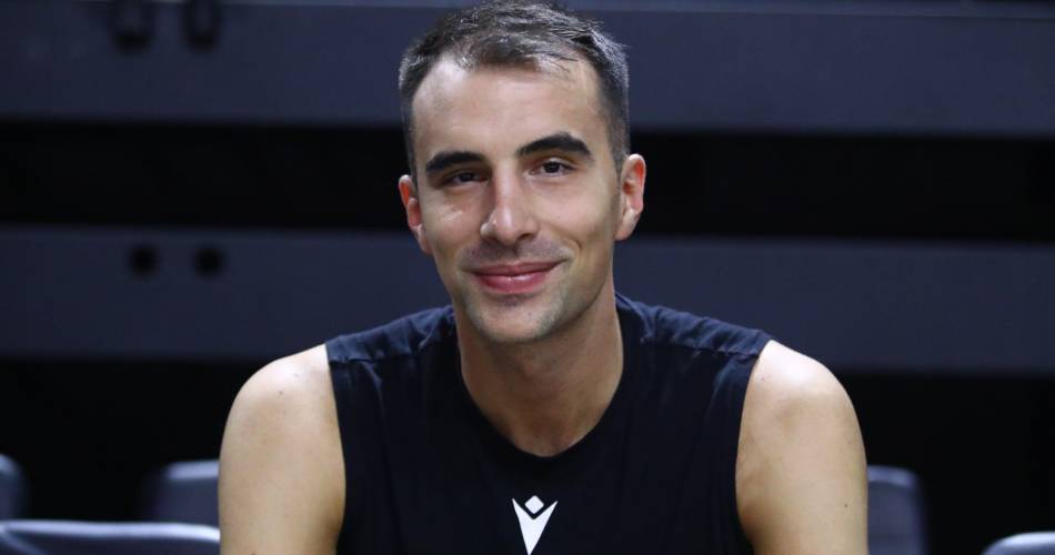 Πετσάρσκι στο Eurohoops: “Στην ΑΕΚ μπορούμε να πετύχουμε σπουδαία πράγματα – Κορυφαίος Ευρωπαίος ο Γιόκιτς”