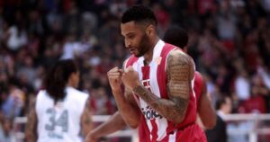 Acie-Law-Olympiacos-2012