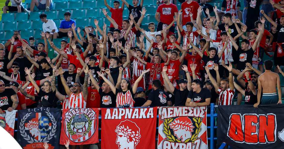 fans-Olympiacos-Paris