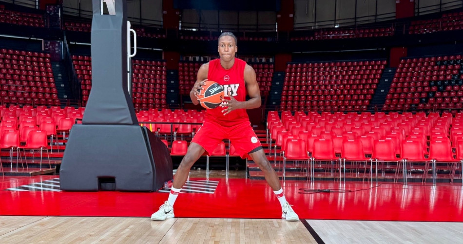 Frank-Ntilikina-Olympiacos-first-practice