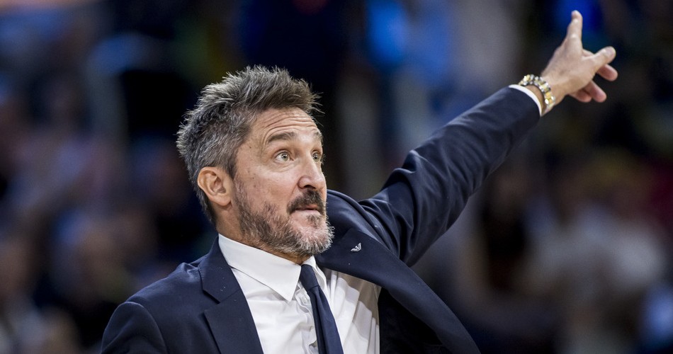 gianmarco-pozzecco-italy-eurobasket-2025