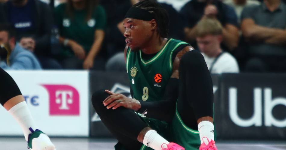 Χολμς: Ανησυχία στον Παναθηναϊκό, αποχώρησε κουτσαίνοντας και πάει για εξετάσεις