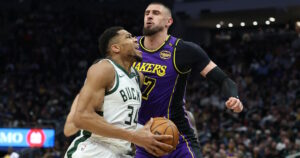 alex-len-los-angeles-lakers