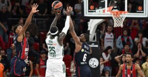 Kendrick-Nunn-Baskonia-Panathinaikos-buzzerbeater