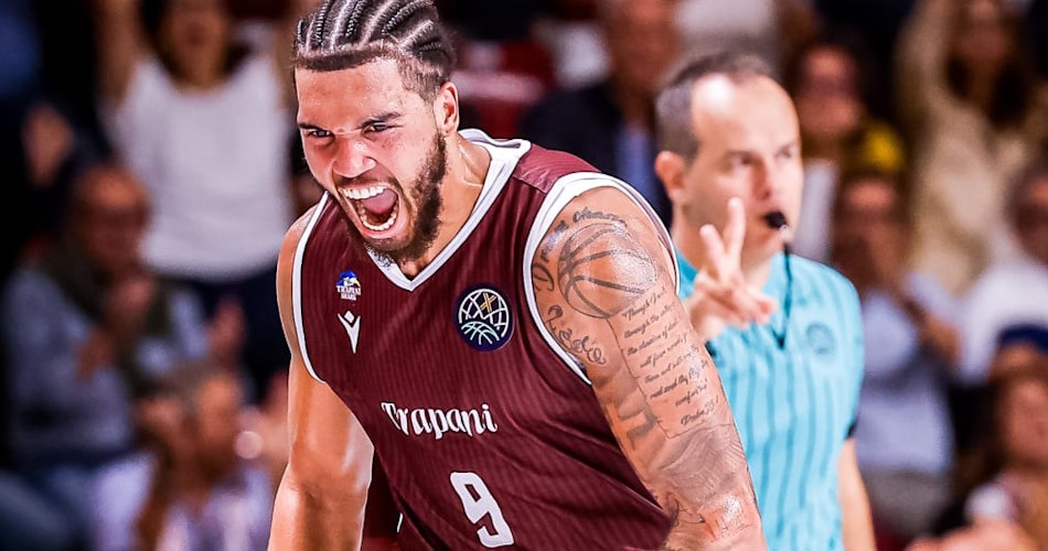 timmy-allen-trapani-shark