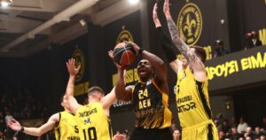 Frank-Bartley-Maroussi-AEK