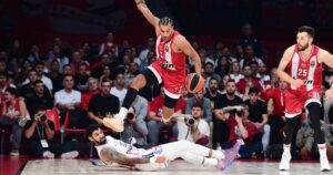 ward-peters-olympiacos