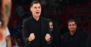 Giorgos-Bartzokas-Olympiacos-Paris-hyped