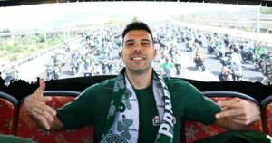 Kostas-Sloukas-Panathinaikos-EuroLeague-champions-2024-bus