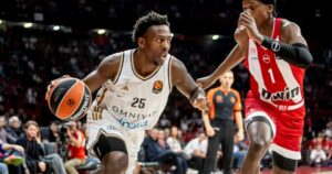 McKinley-Wright-Olympiacos-Dubai