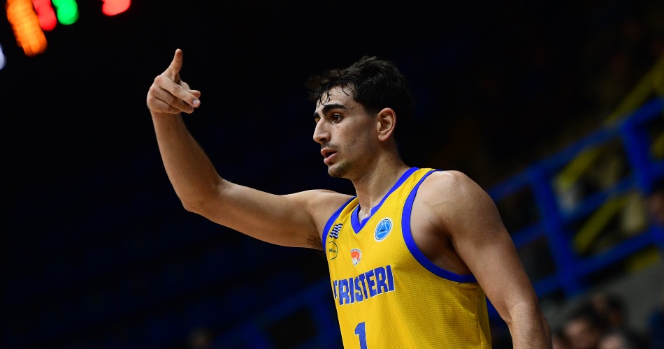 Alvaro-Cardenas-Peristeri