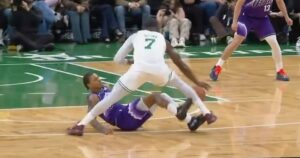 Jaylen-Brown-Celtics-Jazz-tripped-no-call-foul