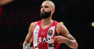 Evan-Fournier-Olympiacos-Valencia