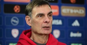 bartzokas-olympiacos-media-day