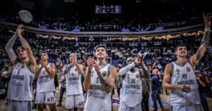 Fenerbahce-Panathinaikos-team-photo-hyped