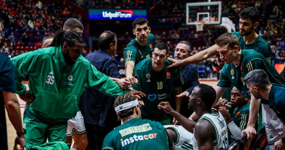 Panathinaikos-huddle-Milano